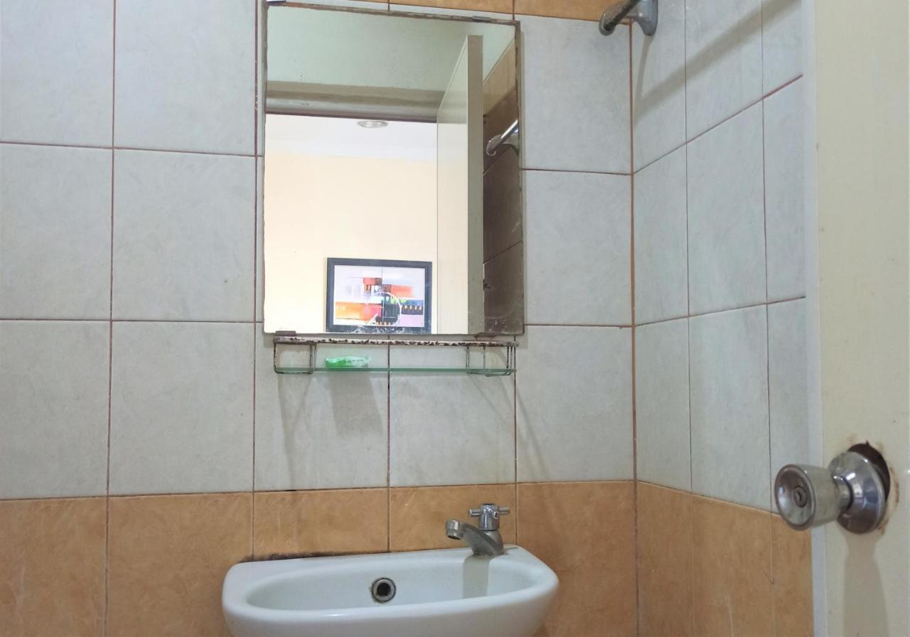 Al-Badar Hotel Syariah Makassar Extérieur photo